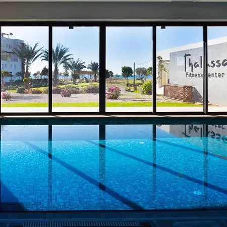 Napoleon Apartment With Penthouse & Spa Tub شقة