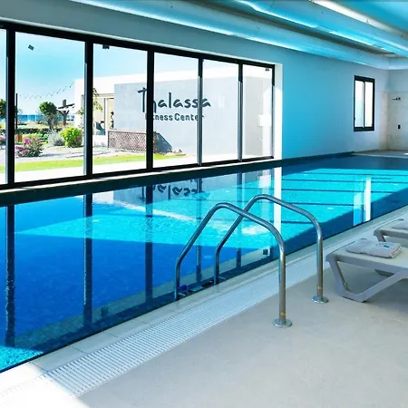 Napoleon Apartment With Penthouse & Spa Tub * Vokolidha