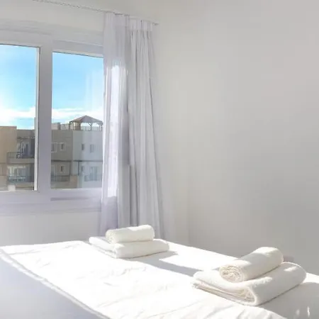 דירה Napoleon Apartment With Penthouse & Spa Tub Vokolidha