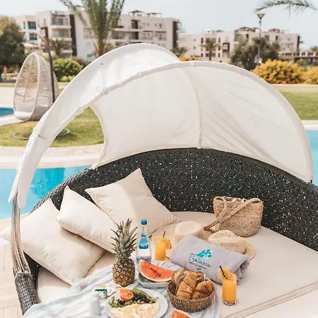 Napoleon Apartment With Penthouse & Spa Tub דירה Vokolidha