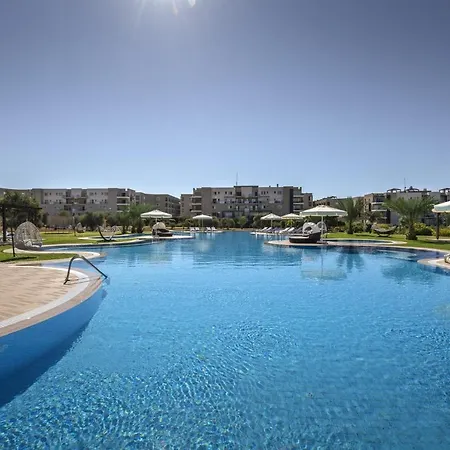 דירה Napoleon Apartment With Penthouse & Spa Tub *